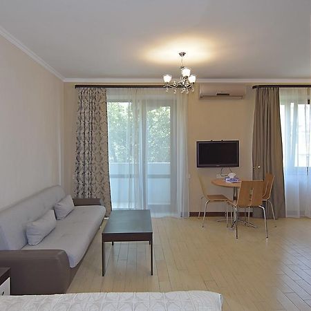 Studioapart In Downtown Erivan Exterior foto